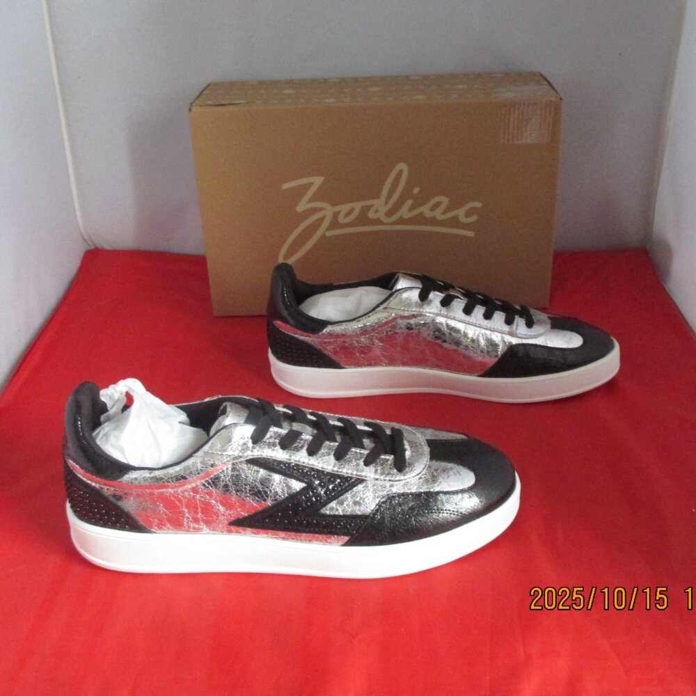 Zodiac Women's Sansa Lace-Up Trainer Sneakers $99 - US Size 11 M - Black - 1386